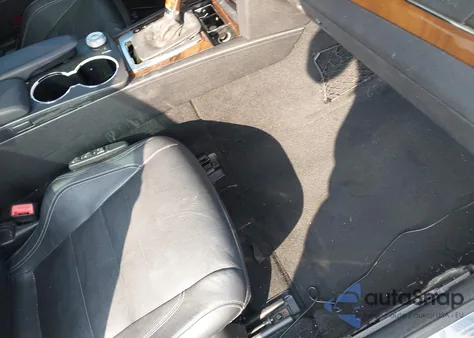 2010 Mercedes-Benz E 350 из США, поврежденный, VIN WDDKJ5GB9AF025560